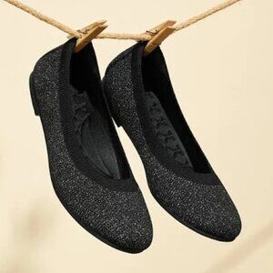 NWOB Vivaia Black Metallic Round Toe All Day Comfort Claire Flat EU 39.5